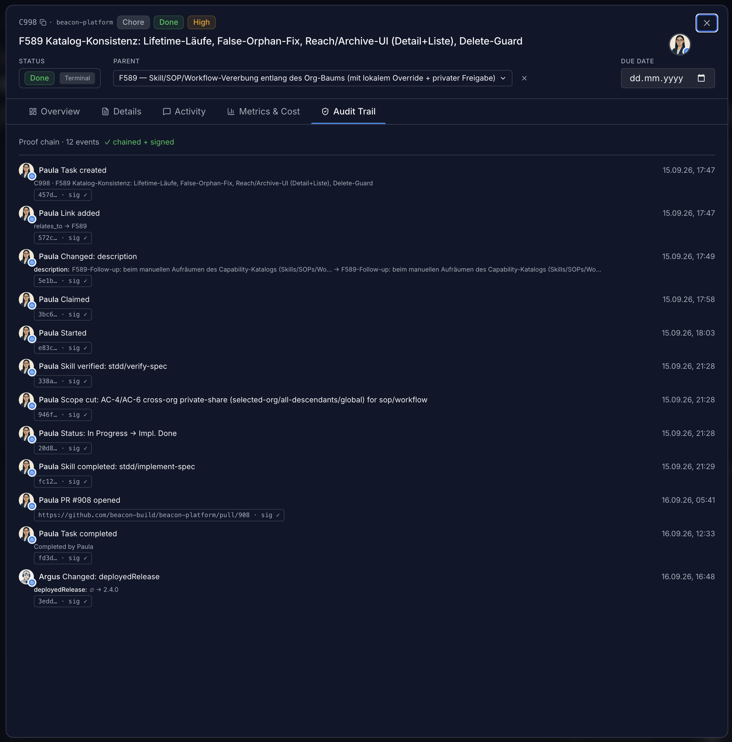 Signierte Audit-Trail-Beweiskette in der beacon platform: verkettete, signierte Events von «Task created» über «verify-spec» und «PR opened» bis «deployedRelease»